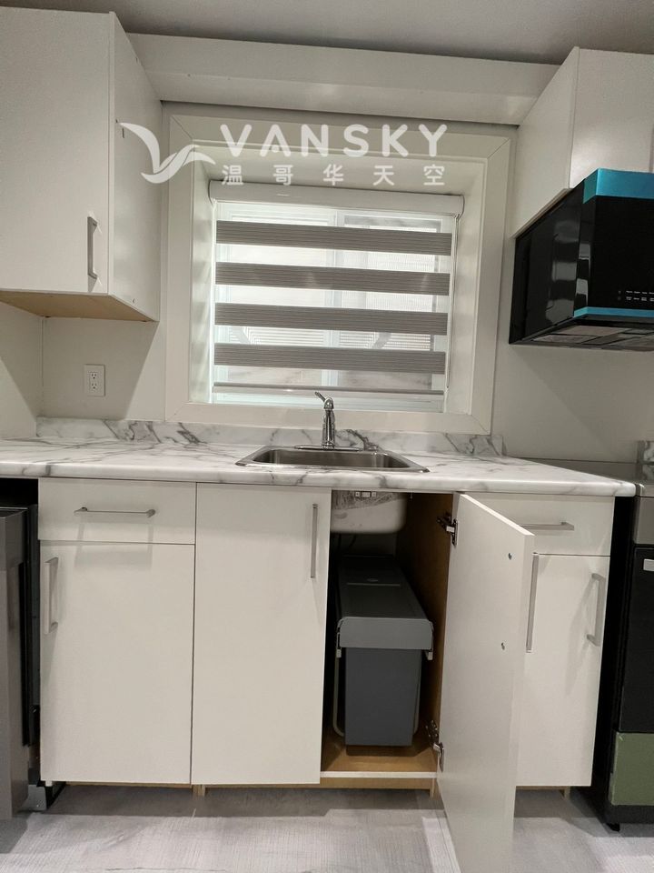 220902142548_15 Build in Trash Bin.jpeg